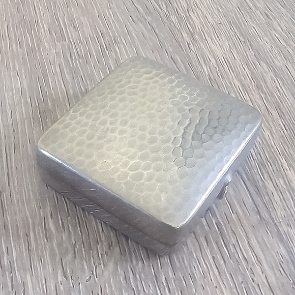 Vintage Silver Trinket Boxes - Set of 2 - Picture 4 of 12